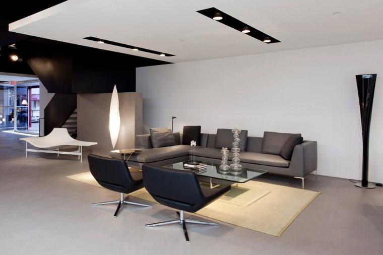 CG-Showroom-clay-people-1 - copie